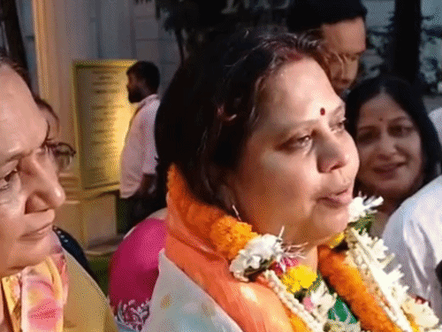 बीजेपी महिला मोर्चा राष्ट्रीय अध्यक्ष बनने के बाद सांसद रूप कुमारी चौधरी का स्वागत।