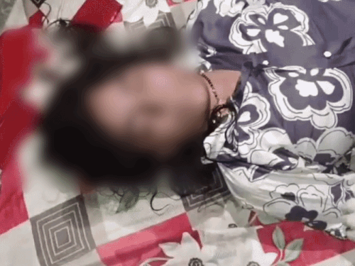 पुलिस की टीम ने मौके पर पहुंचकर युवती का शव टंकी से बाहर निकाला।