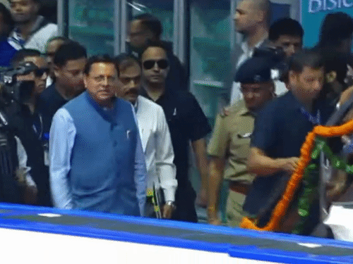 सीएम पुष्कर धामी भी ओपनिंग सेरेमनी में शामिल हुए।