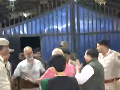After Satyendra Jain was released from Tihar Jail in 2024, then Delhi CM Atishi and former Deputy CM Manish Sisodia met him.