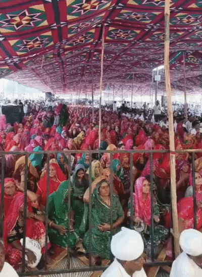 नागौर चौराहे पर सभा में सैकड़ों की संख्या में लोग पहुंचे।