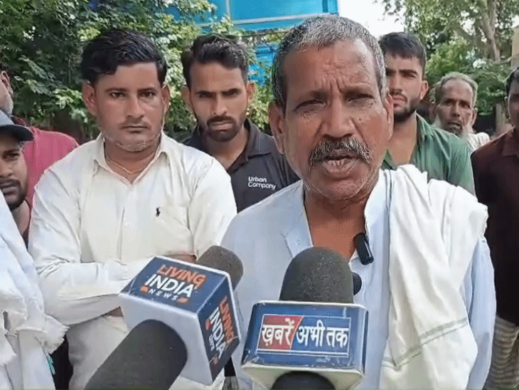 नाना ने बताया कि अंकित से कल रात करीब 8:00 बजे फोन पर बात हुई थी।