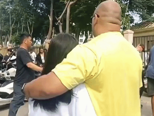 dbgifmagic__34_1787036818403.gif