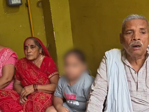 पिता शिवकुमार ने बताया कि बेटे की मौत के बाद हमारी बहू पागल जैसी हो गई थी। उस समय हमारी पोती सिर्फ ढाई महीने की थी।