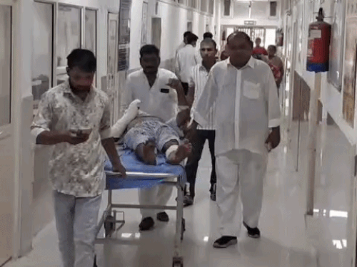 पुलिस मामले में जांच कर रही है