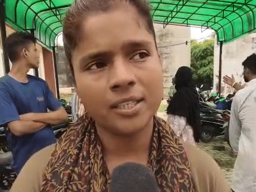 Deceased Rajkaran's sister Khushboo says, her brother's girlfriend used to demand money