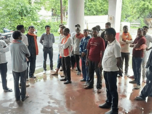 मनेंद्रगढ़ में ऑपरेशन के बाद महिला की मौत हो गई, परिजनों ने हंगामा किया।