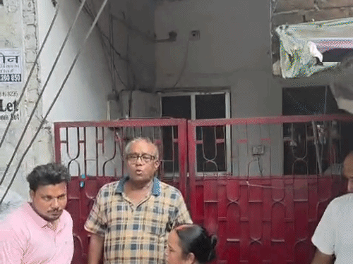 Divya's parents are in a terrible state, crying inconsolably. She used to live with her parents.