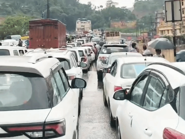 Meghalaya Assam Border Violence | Petrol Bomb Attack & Road Blockade