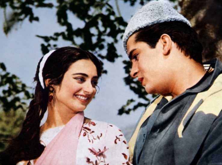 शम्मी कपूर और सायरा बानो स्टारर फिल्म 'जंगली' (1961) बॉक्स ऑफिस पर 'सुपर-हिट' (ब्लॉकबस्टर) साबित हुई थी।