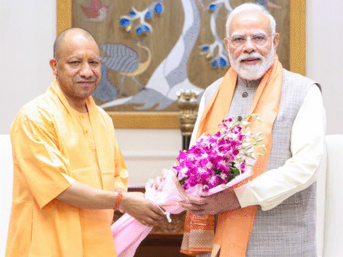 सीएम योगी ने 8 अगस्त को दिल्ली में पीएम मोदी और भाजपा अध्यक्ष नितिन नवीन से मुलाकात की थी।