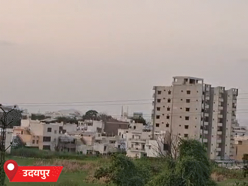 उदयपुर में भी बीते कई दिनों से बारिश नहीं होने के कारण उमस लगातार बढ़ रही है।