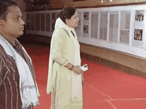 दावा- अभिलेखों में उनके पूर्वजों की जमीन से जुड़े रिकॉर्ड भी मौजूद।