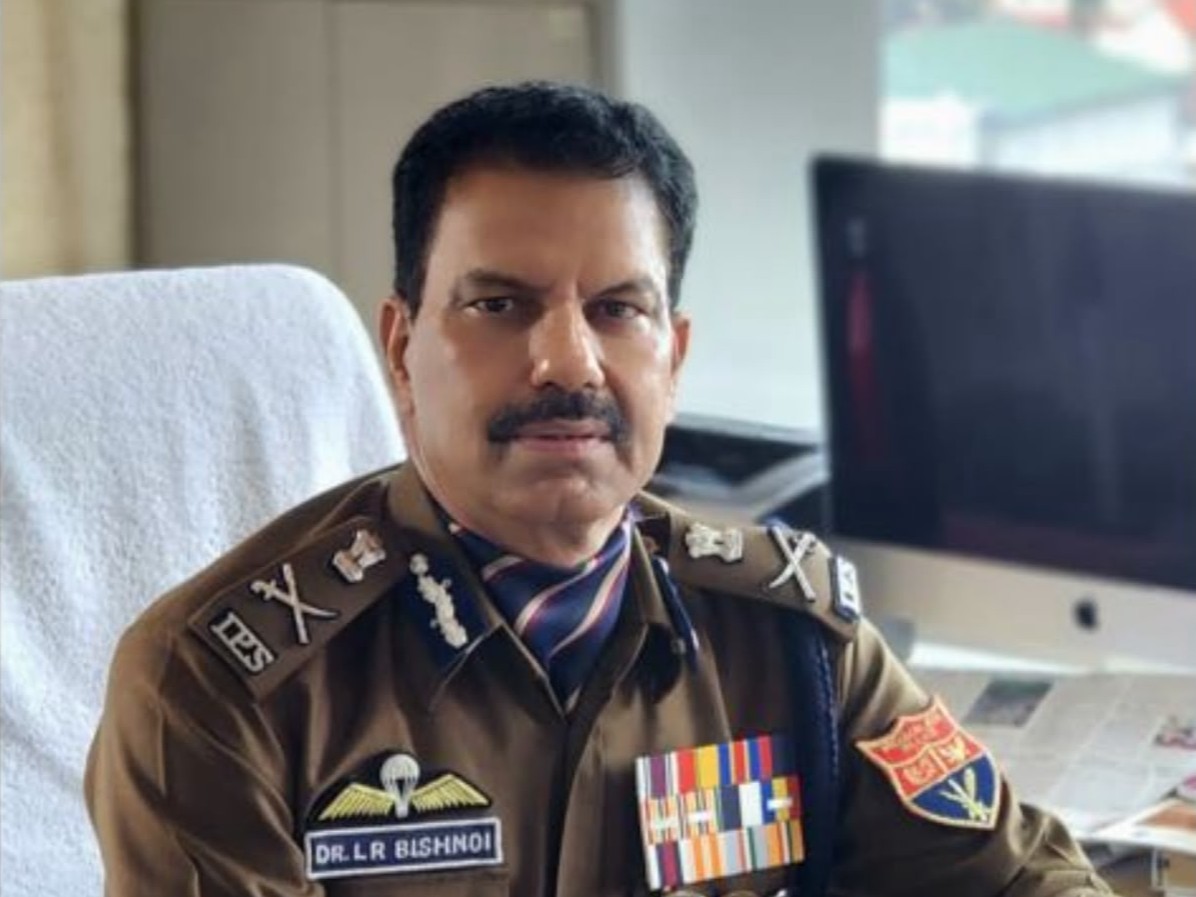 मेघालय के सेवानिवृत्त पुलिस महानिदेशक डॉ. एलआर बिश्नोई। - Dainik Bhaskar