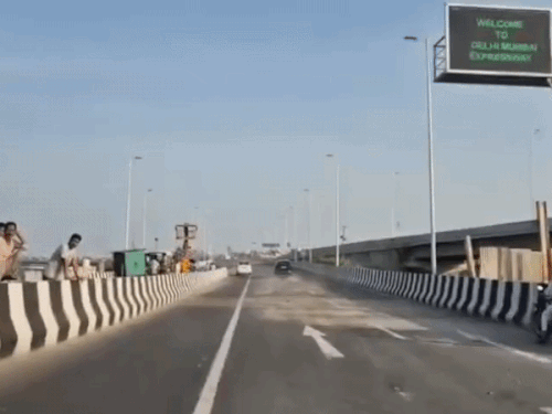 DND-KMP एक्सप्रेसवे का 9 KM का हिस्सा खोला गया - Dainik Bhaskar