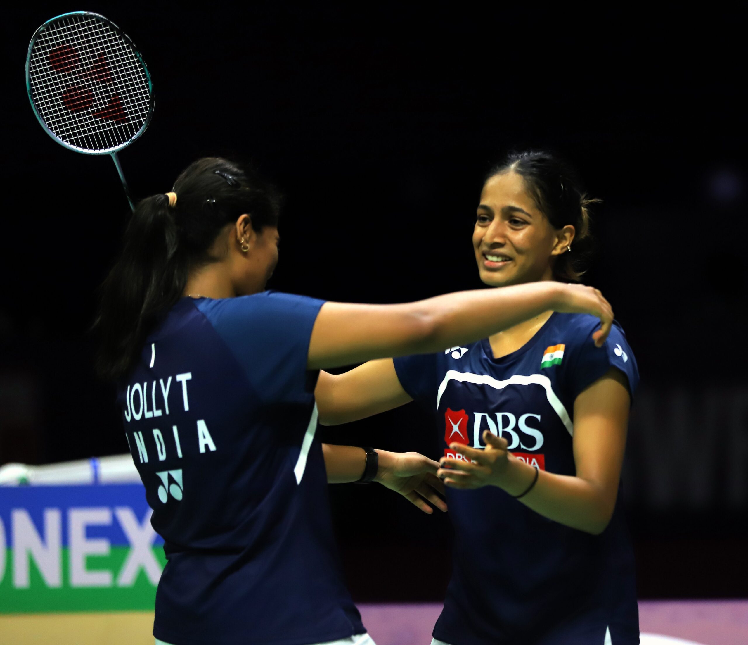 क्वार्टरफाइनल मैच जीतने के बाद दोनों खिलाड़ियों ने एक-दूसरे को गले से लगा लिया।