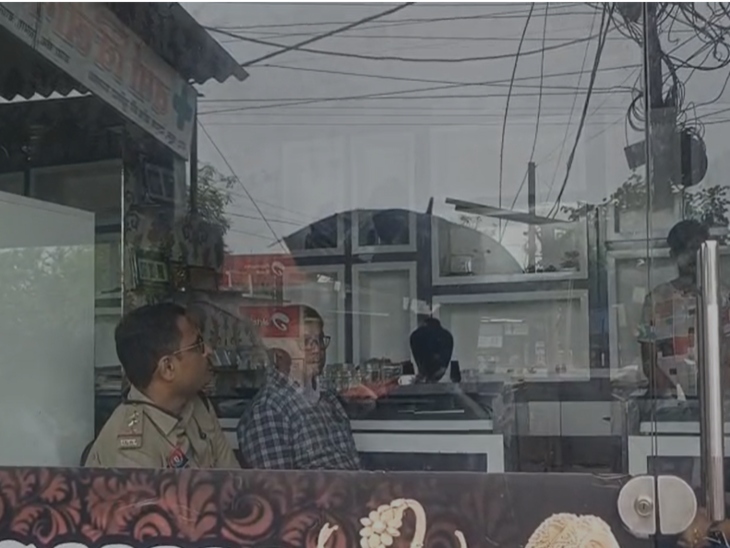 खम्हारडीह पुलिस ने केस दर्ज करके जांच शुरु कर दी है।