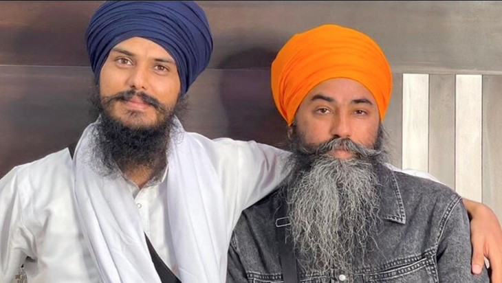 सांसद अमृतपाल सिंह के साथ पपलप्रीत।- फाइल फोटो