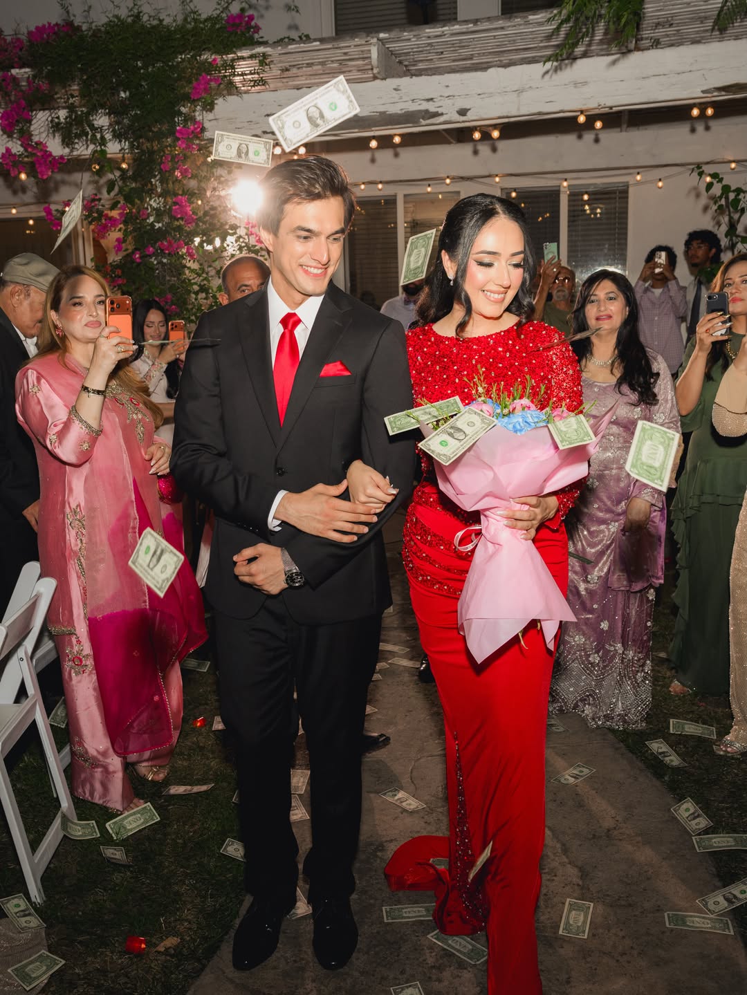 Mohsin and Tamanna were seen walking hand-in-hand. Relatives showered notes on them.