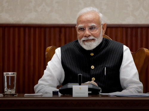 देश के 20 स्पेस स्टार्टअप्स के फाउंडर्स ने प्रधानमंत्री नरेंद्र मोदी को अपने प्लान्स बताए।