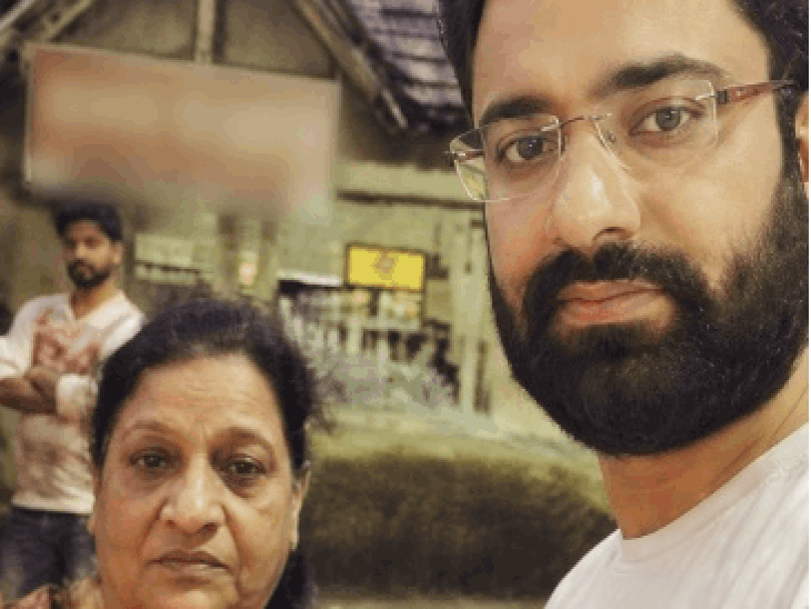 महिला का पति जिस पर हार्पिक पिलाने के आरोप लगे हैं। अभी आरोपों की जांच चल रही है।