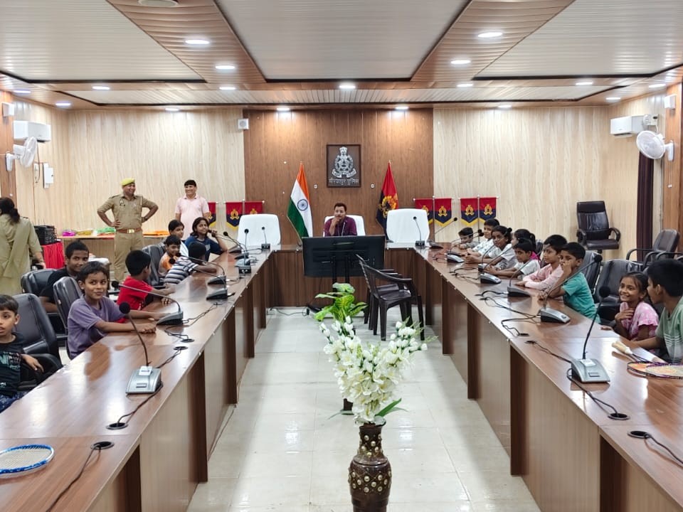 कार्यक्रम का मुख्य उद्देश्य बच्चों में खेल के प्रति रुचि, अनुशासन और स्वस्थ प्रतिस्पर्धा की भावना को बढ़ावा देना था।