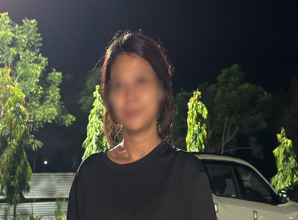 नशे से युवती का दिमागी संतुलन इस कदर बिगाड़ दिया कि उसे अपनी सुध-बुध नहीं रही और उसने एक होटल की छत से कूदने की कोशिश की।