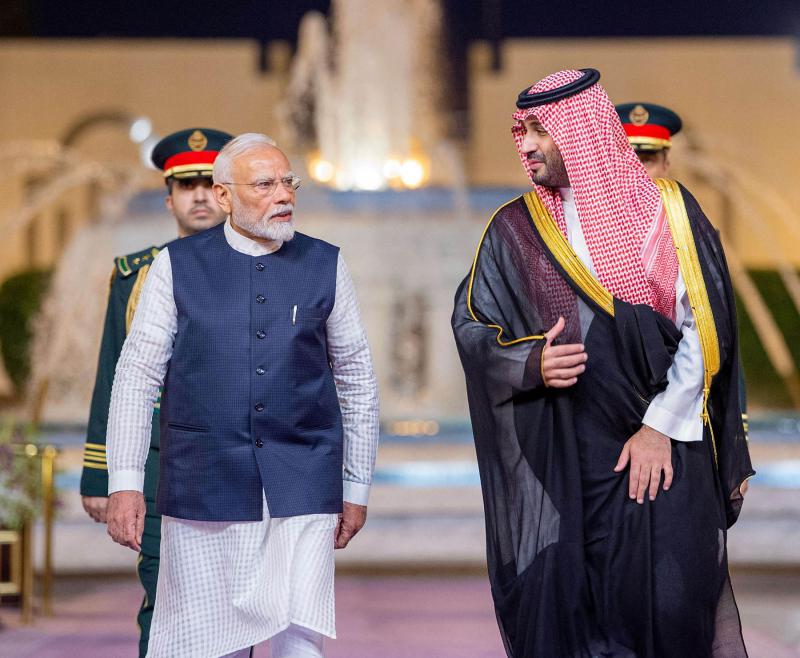 साल 2024-25 में भारत और सऊदी अरब के बीच 41.88 बिलियन डॉलर का व्यापार हुआ था। तस्वीर 2025 में पीएम मोदी के सऊदी अरब दौरे की है।
