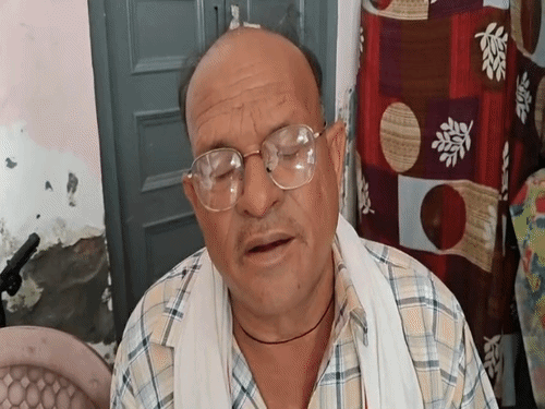 इंद्री के वॉर्ड नंबर 6 निवासी रामलाल ने बताया कि ट्रक मे सवार सभी यात्रियों को चोटें आईं हैं।