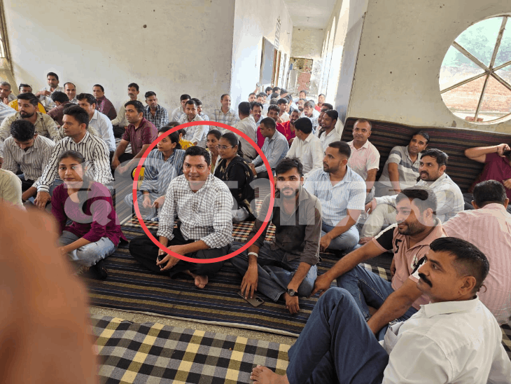 Patwari Subhash, accused of accepting a bribe, seated in the patwaris' strike. File photo