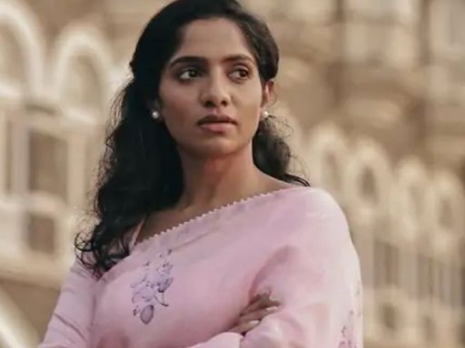Jamie Lever is the elder of Johnny Lever's two children. He also has a younger brother named Jesse Lever.