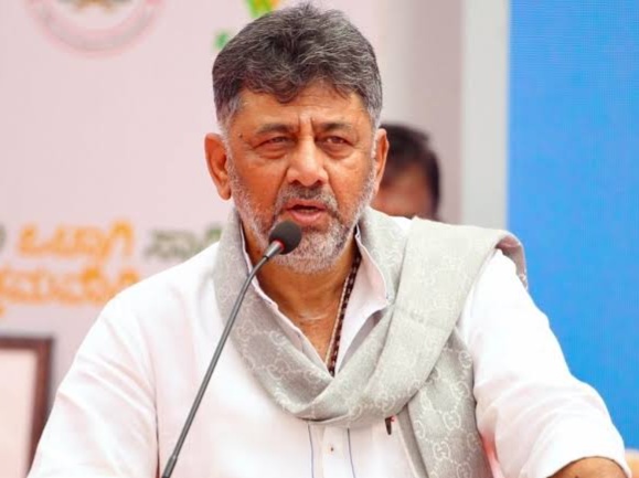कर्नाटक सीएम डीके शिवकुमार बेंगलुरु में इंडिया टुडे के प्रोग्राम में शामिल हुए थे। - Dainik Bhaskar