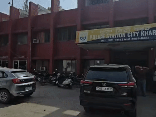 इस मामले में थाना सिटी खरड़ में केस दर्ज हुआ है।