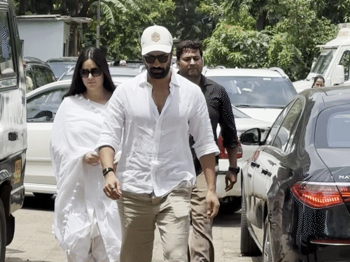 Vicky Kaushal and Katrina Kaif also reached the funeral.