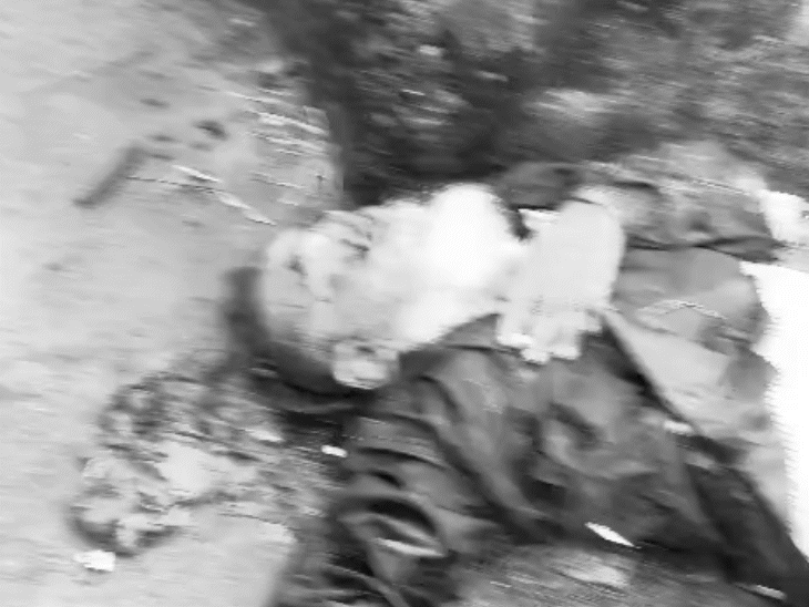 हादसे में एक बुजुर्ग गंभीर रूप से घायल हुए हैं।