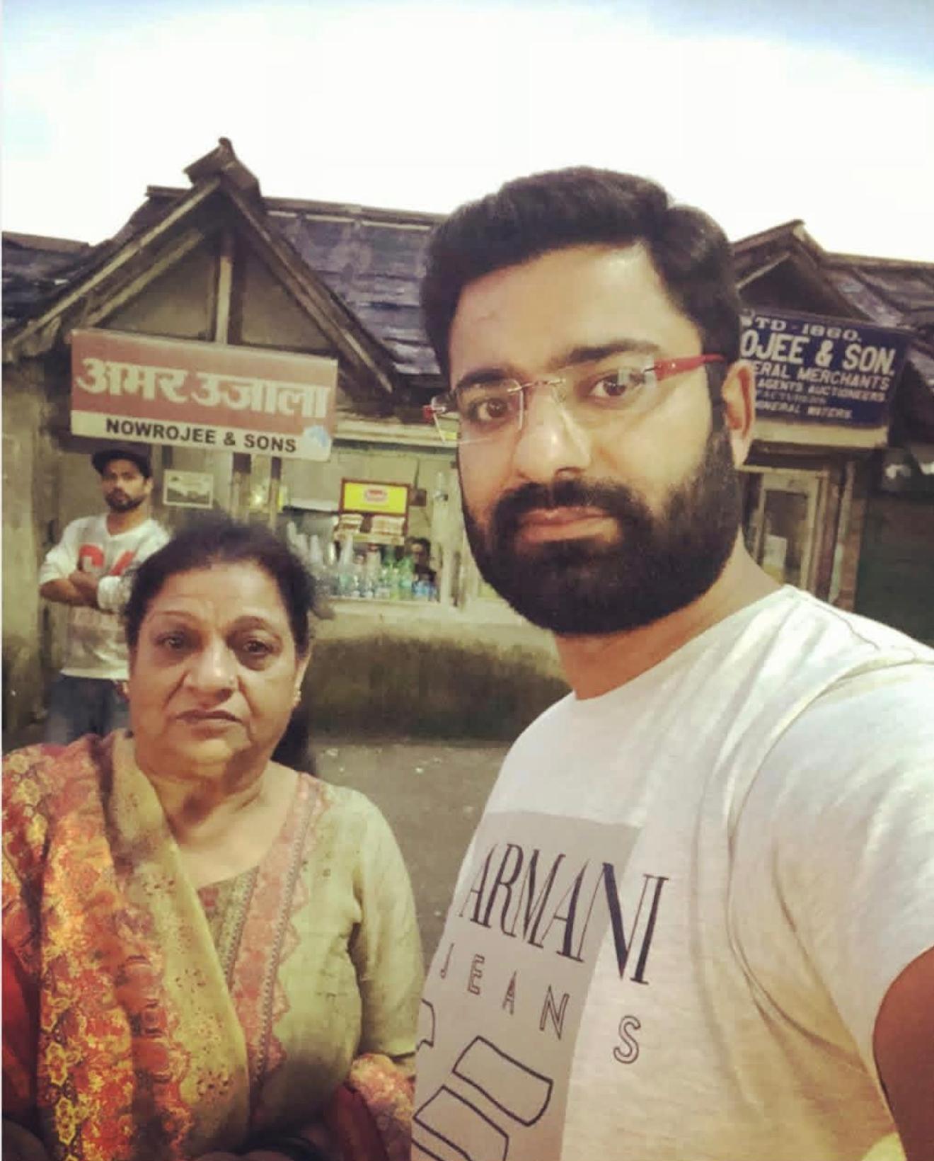 उमंग बस्सी (दाएं) और उसकी मां कुसुम बस्सी (बाएं) को गिरफ्तार कर लिया गया है। - फाइल फोटो