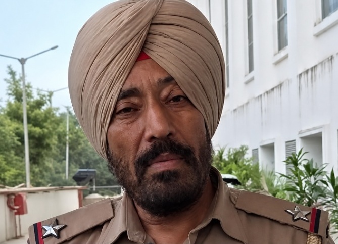 जांच अधिकारी बोधराज को सस्पेंड कर दिया गया है। - फाइल फोटो
