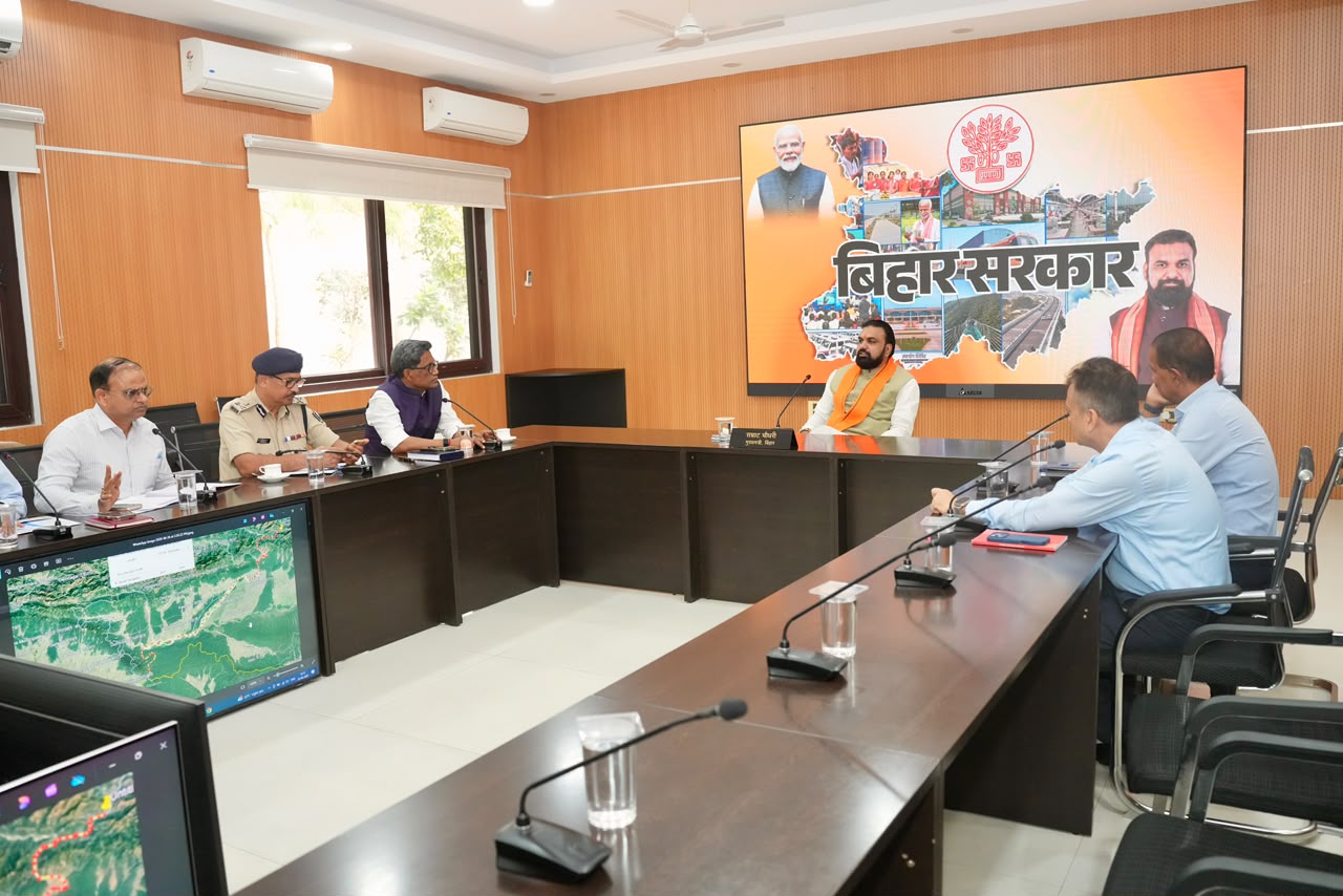 CM Samrat Choudhary held a meeting with disaster management officials and took stock of the situation.