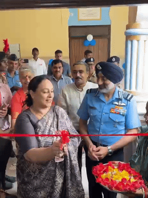 Sarita, wife of Air Chief Marshal Amarpreet Singh, inaugurated the library at Saraswati Gurukul.