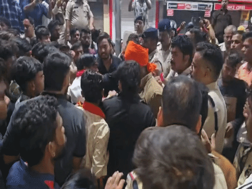 बिलासपुर में दो पक्षों में पथराव