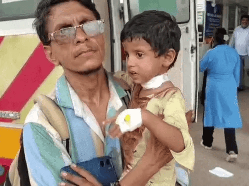 फरीदाबाद में शरारत करने पर बेरहमी से पीटा, फिर ब्लेड से किया वार|फरीदाबाद,Faridabad - Dainik Bhaskar