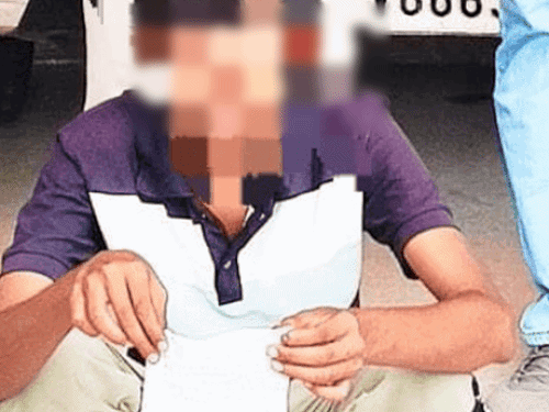 सूचना पर पुलिस की रेड; टीम को देख भागने की कोशिश|रेवाड़ी,Rewari - Dainik Bhaskar