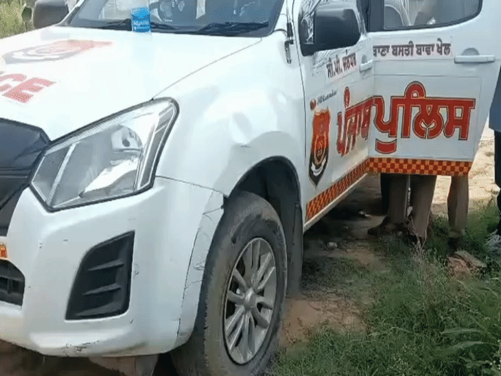 घटनास्थल पर पहुंची बस्ती बावा खेल पुलिस।