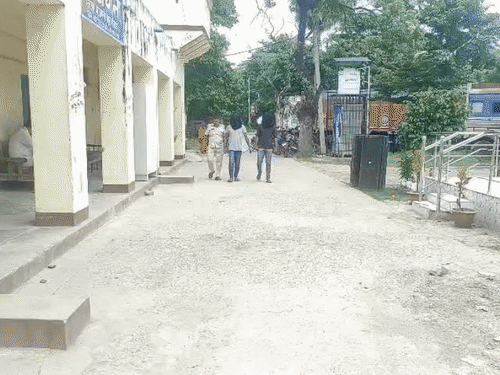 पुलिस की गिरफ्त में दोनों आरोपी।