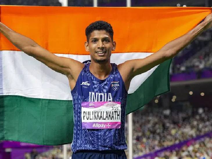 मोहम्मद अफसल अपनी शादी से ठीक एक दिन पहले अपने घर पहुंचे और शादी के कपड़ों की खरीदारी भी एक दिन पहले ही हो पाई।- फाइल फोटो - Dainik Bhaskar