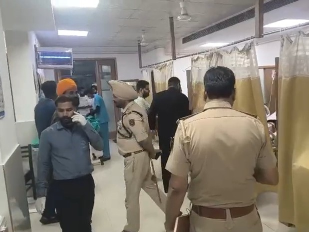 Police arrived at the hospital after receiving information about the incident.