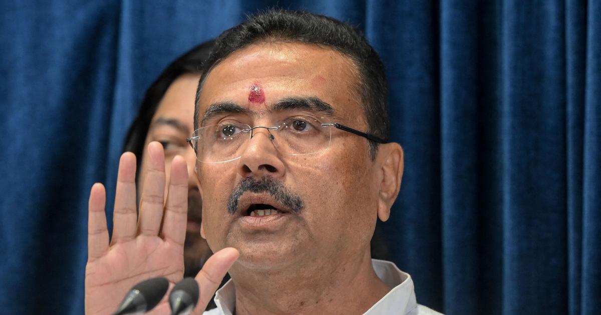 बंगाल CM ने इंडोर स्टेडियम बनाने का ऐलान किया है।