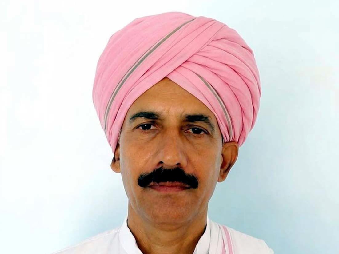 हिसार में वजीर सिंह पूनिया से कहा- बेटा और तुम शहर छोड़ दो|हिसार,Hisar - Dainik Bhaskar