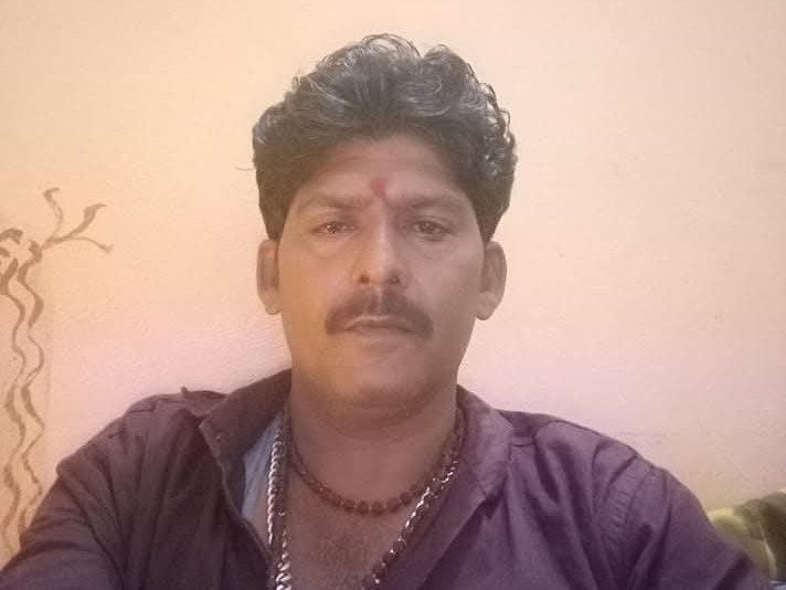 औद्योगिक क्षेत्र में शराब ठेके पास पड़ा था, परिजनों ने जताई हत्या की आशंका|नीमकाथाना,Neem ka thana - Dainik Bhaskar