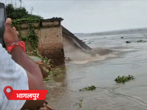 गंडक-कोसी बैराज से 3.24 लाख क्यूसेक पानी छोड़ा गया; सुपौल-जमुई में बारिश, बिजली से एक की मौत|पटना,Patna - Dainik Bhaskar